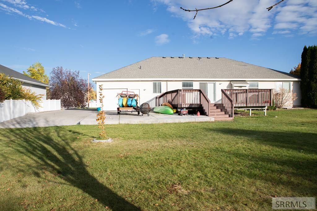 Image 44 of property listing at 9985 N 26 E, Idaho Falls, ID 83401