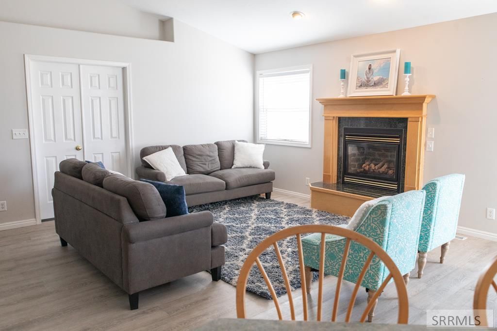 Image 5 of property listing at 9985 N 26 E, Idaho Falls, ID 83401