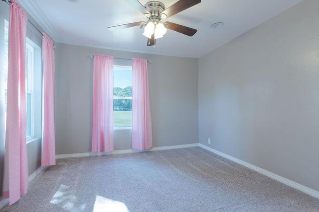 804 S Market Avenue, Shawnee, OK 74801