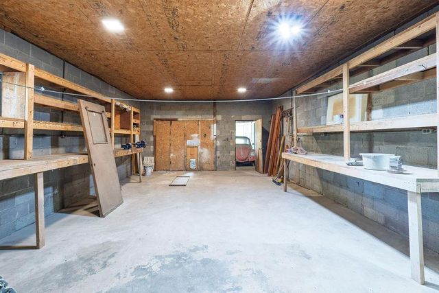 804 S Market Avenue, Shawnee, OK 74801