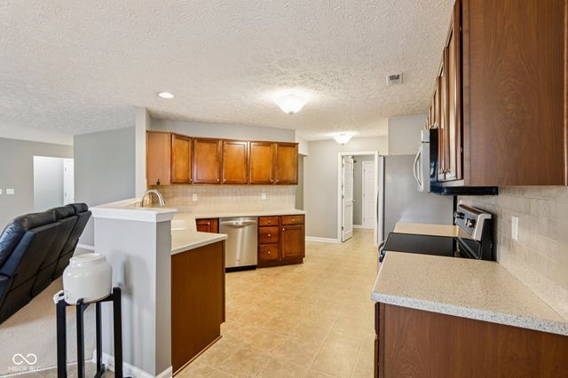 5556 Jutland Drive, Plainfield, IN 46168