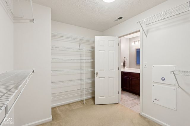 5556 Jutland Drive, Plainfield, IN 46168