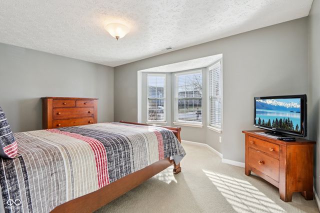 5556 Jutland Drive, Plainfield, IN 46168