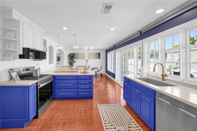 5191 Victoria, Westminster, CA 92683