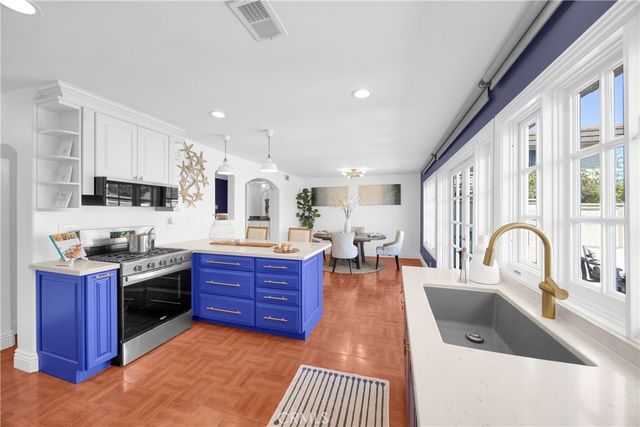 5191 Victoria, Westminster, CA 92683