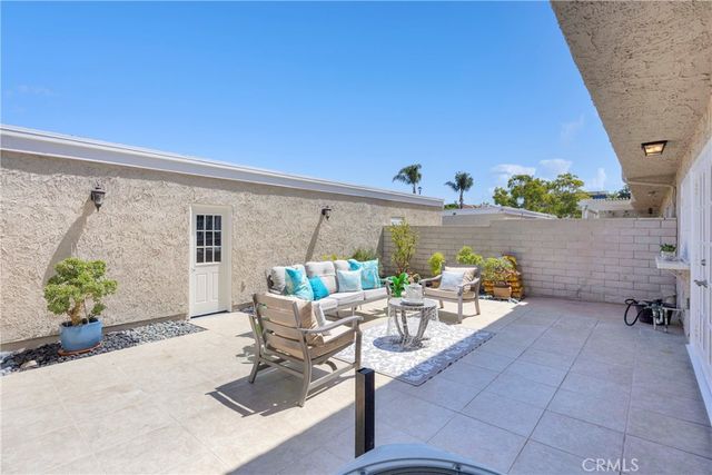 5191 Victoria, Westminster, CA 92683
