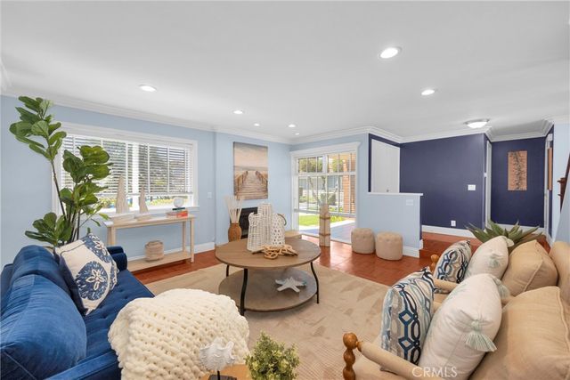 5191 Victoria, Westminster, CA 92683