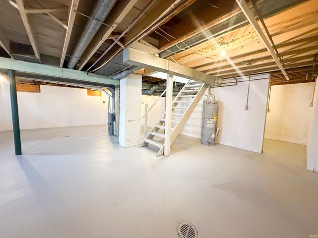 218 E Woodside Street, South Bend, IN 46614