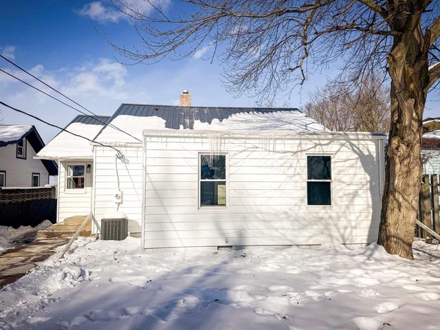 218 E Woodside Street, South Bend, IN 46614