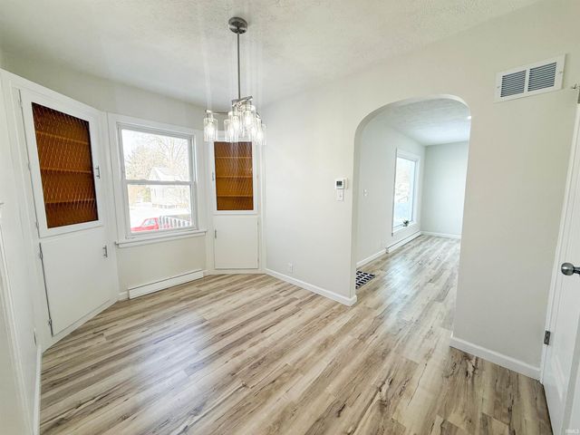 218 E Woodside Street, South Bend, IN 46614