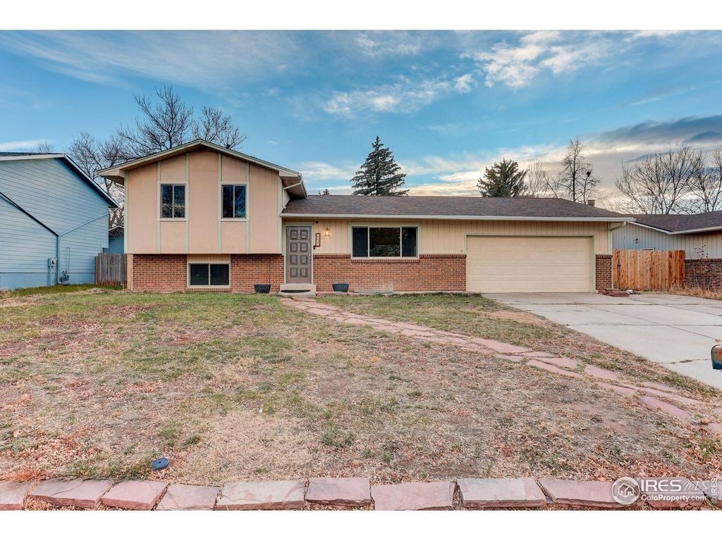 2149 Romney Ave, Fort Collins, CO 80526
