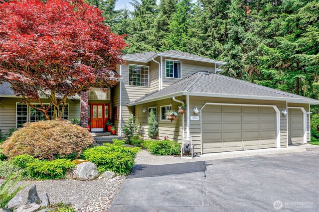 15153 Sunrise Drive NE, Bainbridge Island, WA 98110