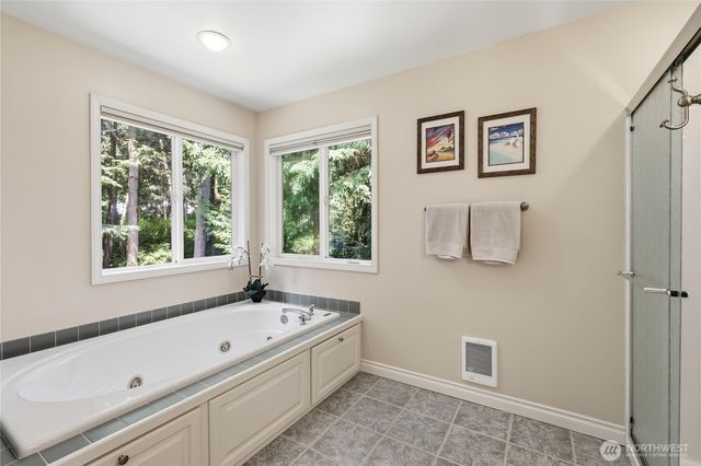 15153 Sunrise Drive NE, Bainbridge Island, WA 98110