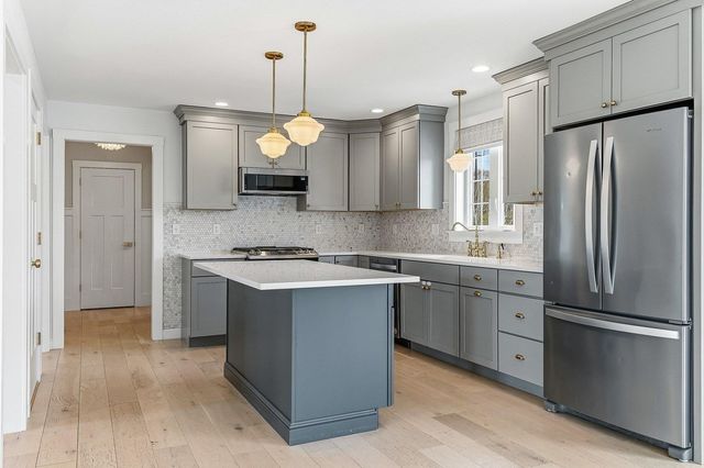 19 Lovering Road, North Hampton, NH 03862