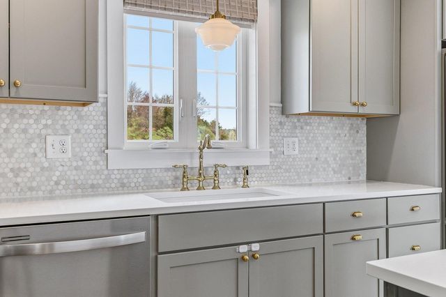 19 Lovering Road, North Hampton, NH 03862