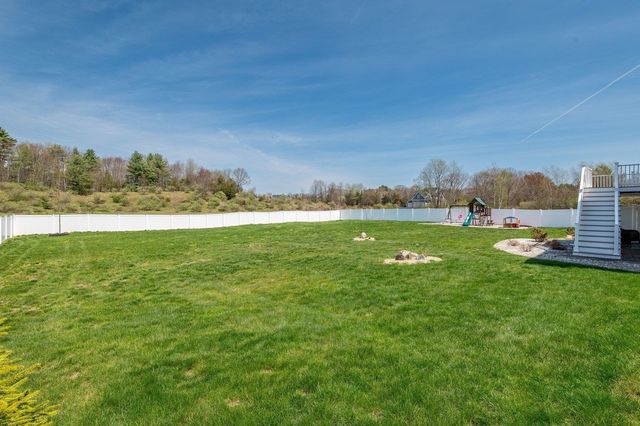 19 Lovering Road, North Hampton, NH 03862