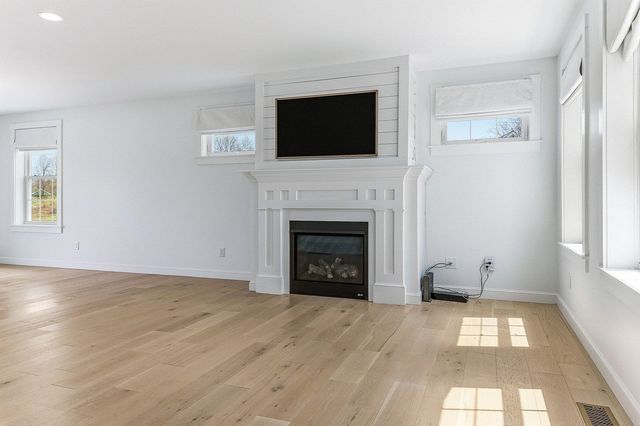 19 Lovering Road, North Hampton, NH 03862