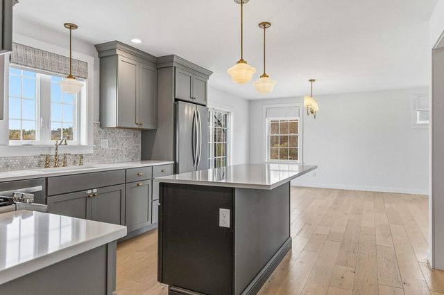 19 Lovering Road, North Hampton, NH 03862