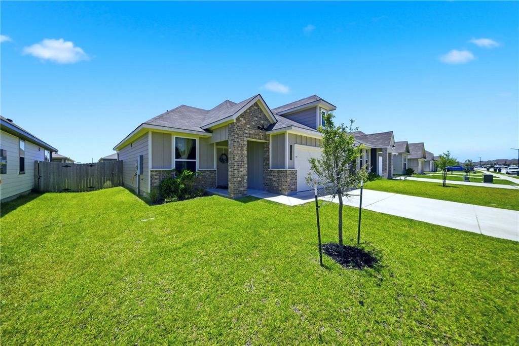 1925 Chief Street, Bryan, TX 77807 — photo 2