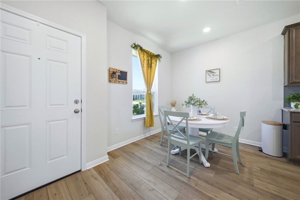 1925 Chief Street, Bryan, TX 77807 — photo 4