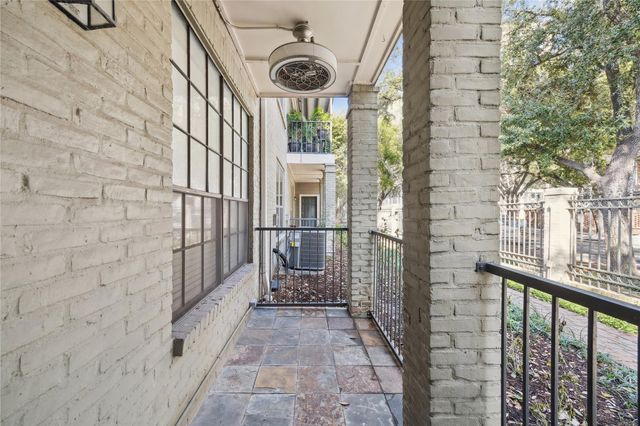 2700 Revere Street 101, Houston, TX 77098