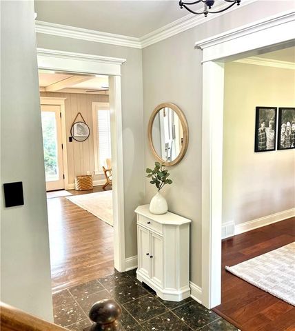 5507 W 90th Terrace, Overland Park, KS 66207