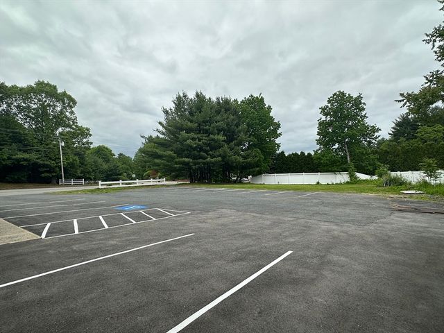 326 Main St, Northborough, MA 01532