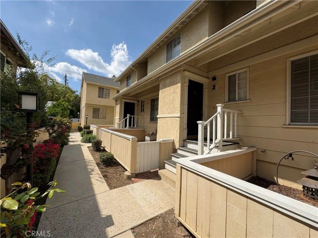248 N Mar Vista Avenue 2, Pasadena, CA 91106