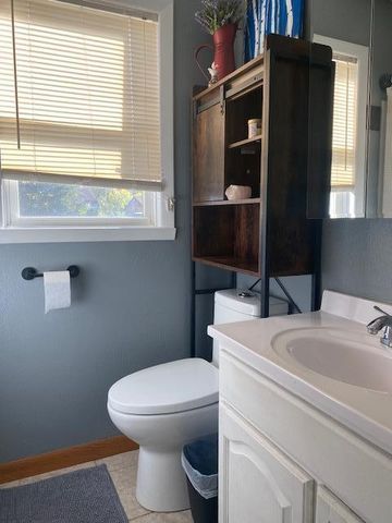 814 19th Street S, Fargo, ND 58103