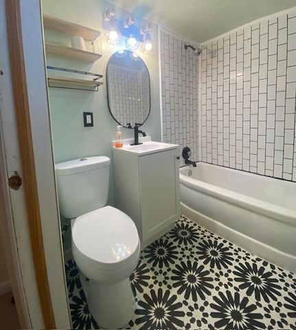 814 19th Street S, Fargo, ND 58103