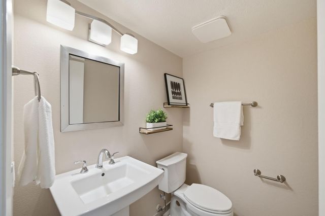 3121 Loma Verde Drive 26, San Jose, CA 95117