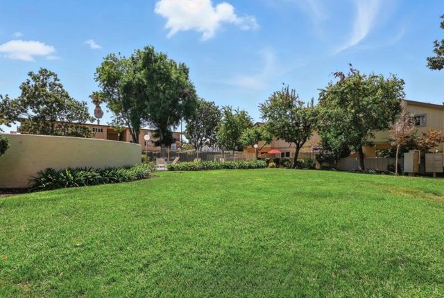 3121 Loma Verde Drive 26, San Jose, CA 95117