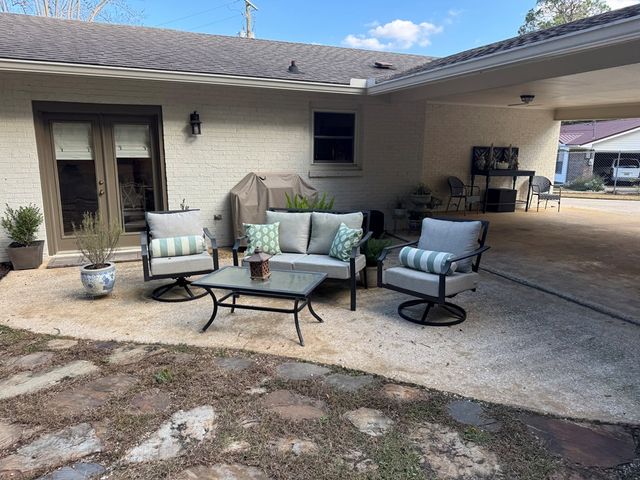 1303 Sussex, Dothan, AL 36303