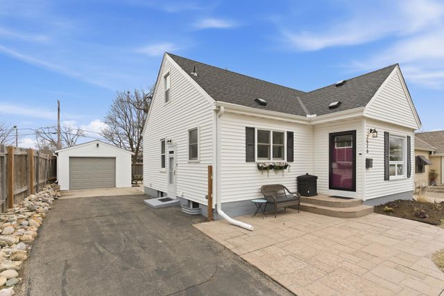 7516 North Street, Saint Louis Park, MN 55426