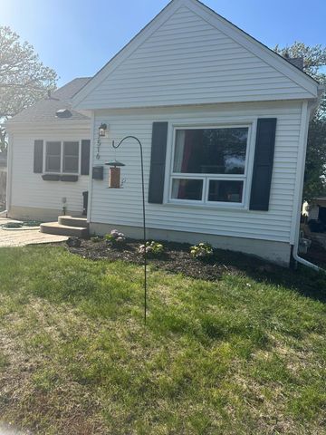 7516 North Street, Saint Louis Park, MN 55426