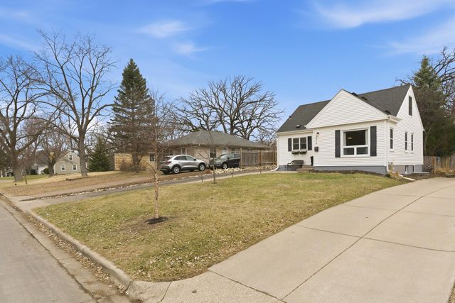 7516 North Street, Saint Louis Park, MN 55426