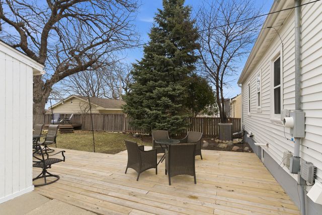 7516 North Street, Saint Louis Park, MN 55426
