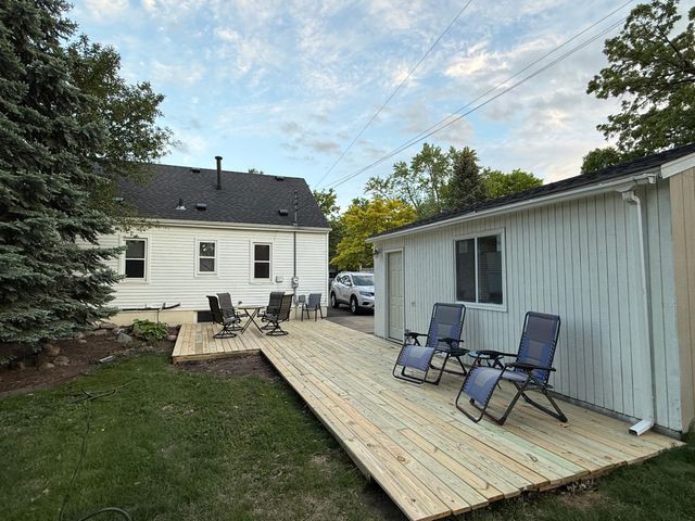 7516 North Street, Saint Louis Park, MN 55426