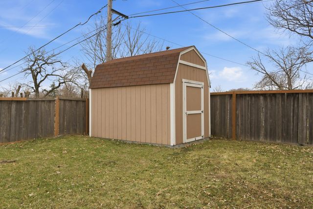 7516 North Street, Saint Louis Park, MN 55426