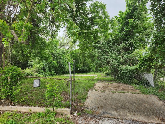 4338 Bond Street, Houston, TX 77026