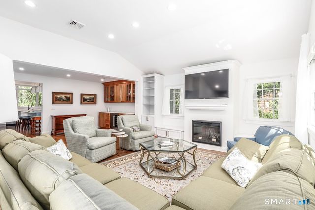 3 Ledgewood Drive, Sherman, CT 06784