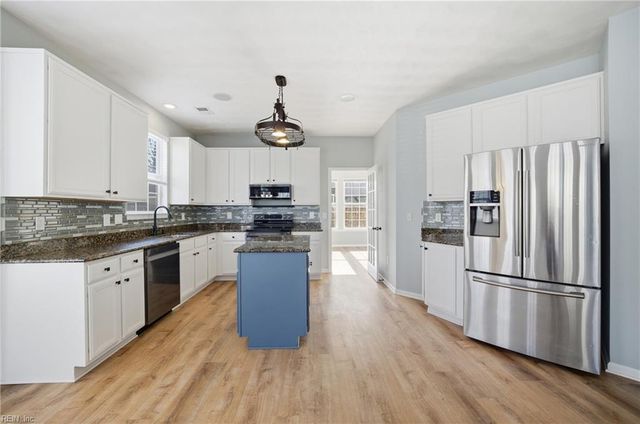 3215 Joplin LN, Chesapeake, VA 23323