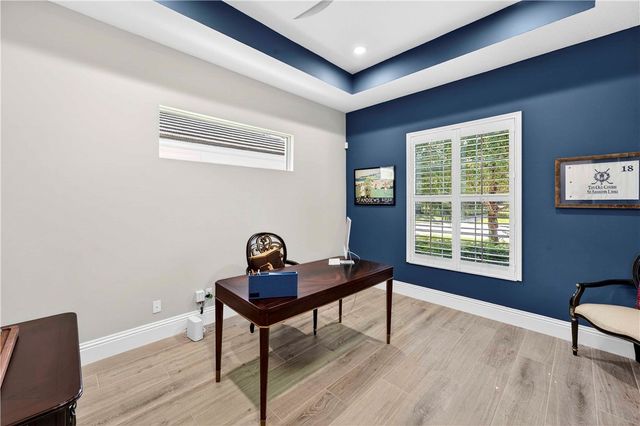 1304 Lilys Cay Circle, Vero Beach, FL 32967