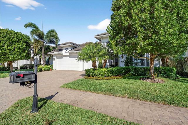 1304 Lilys Cay Circle, Vero Beach, FL 32967
