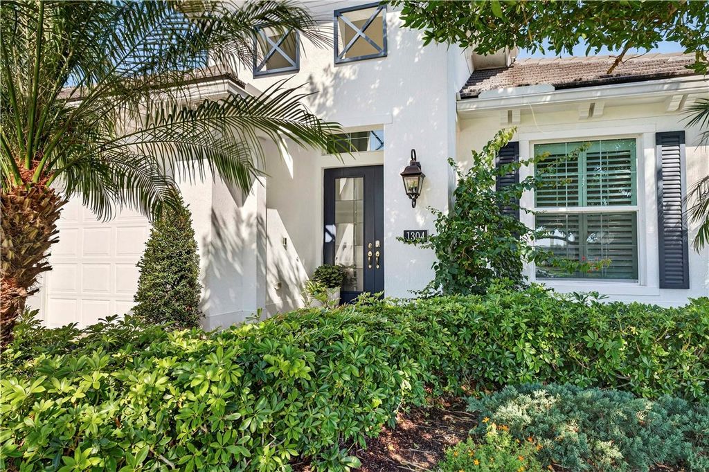 1304 Lilys Cay Circle, Vero Beach, FL 32967
