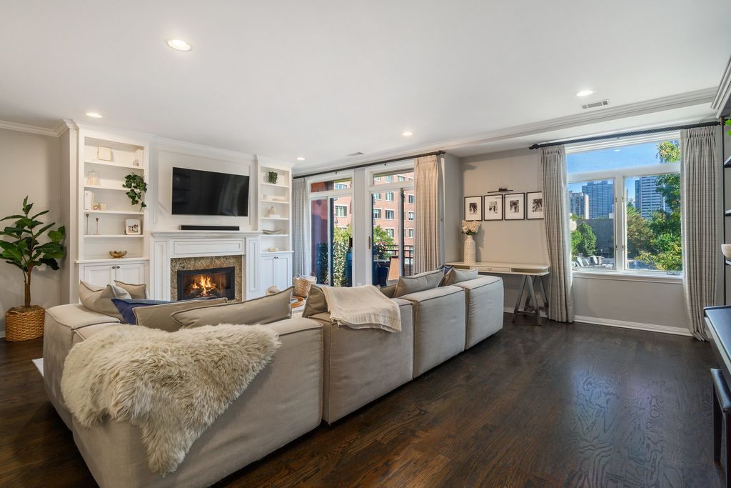 1414 N Wells Street 406, Chicago, IL 60610 — photo 2