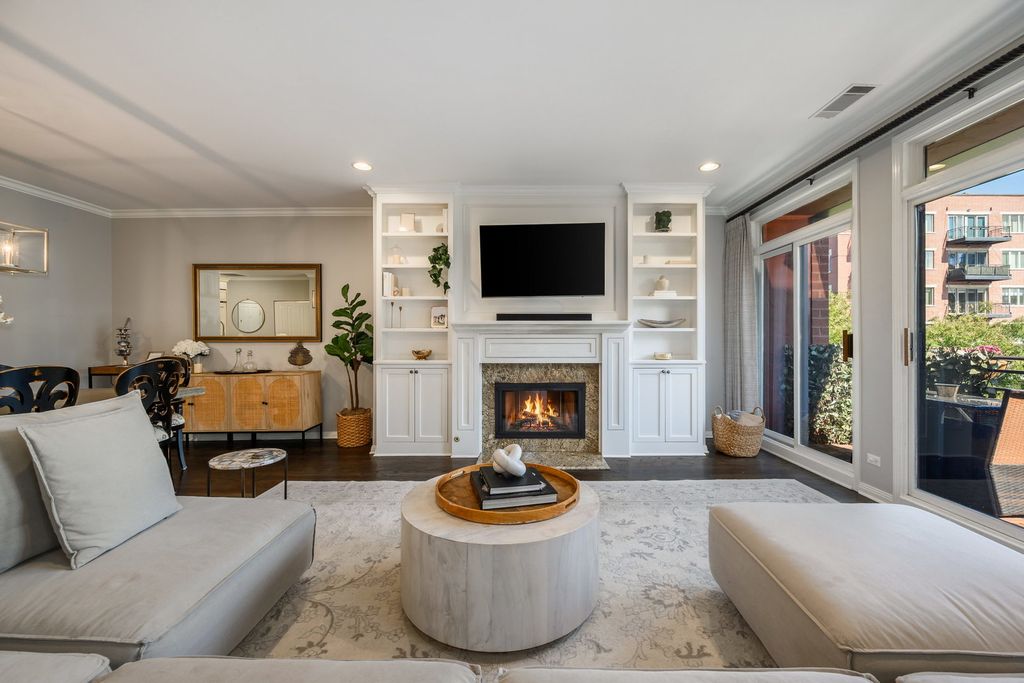 1414 N Wells Street 406, Chicago, IL 60610 — photo 3