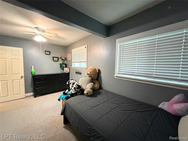 16301 Kennebec Street, Southgate, MI 48195