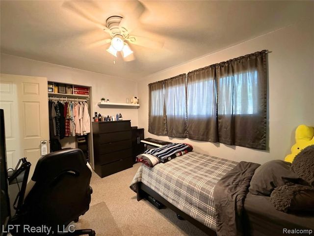 16301 Kennebec Street, Southgate, MI 48195