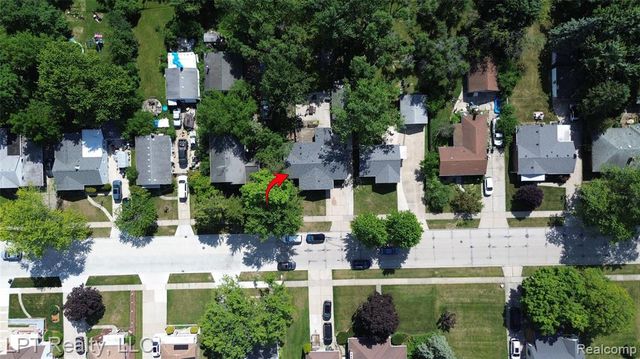 16301 Kennebec Street, Southgate, MI 48195